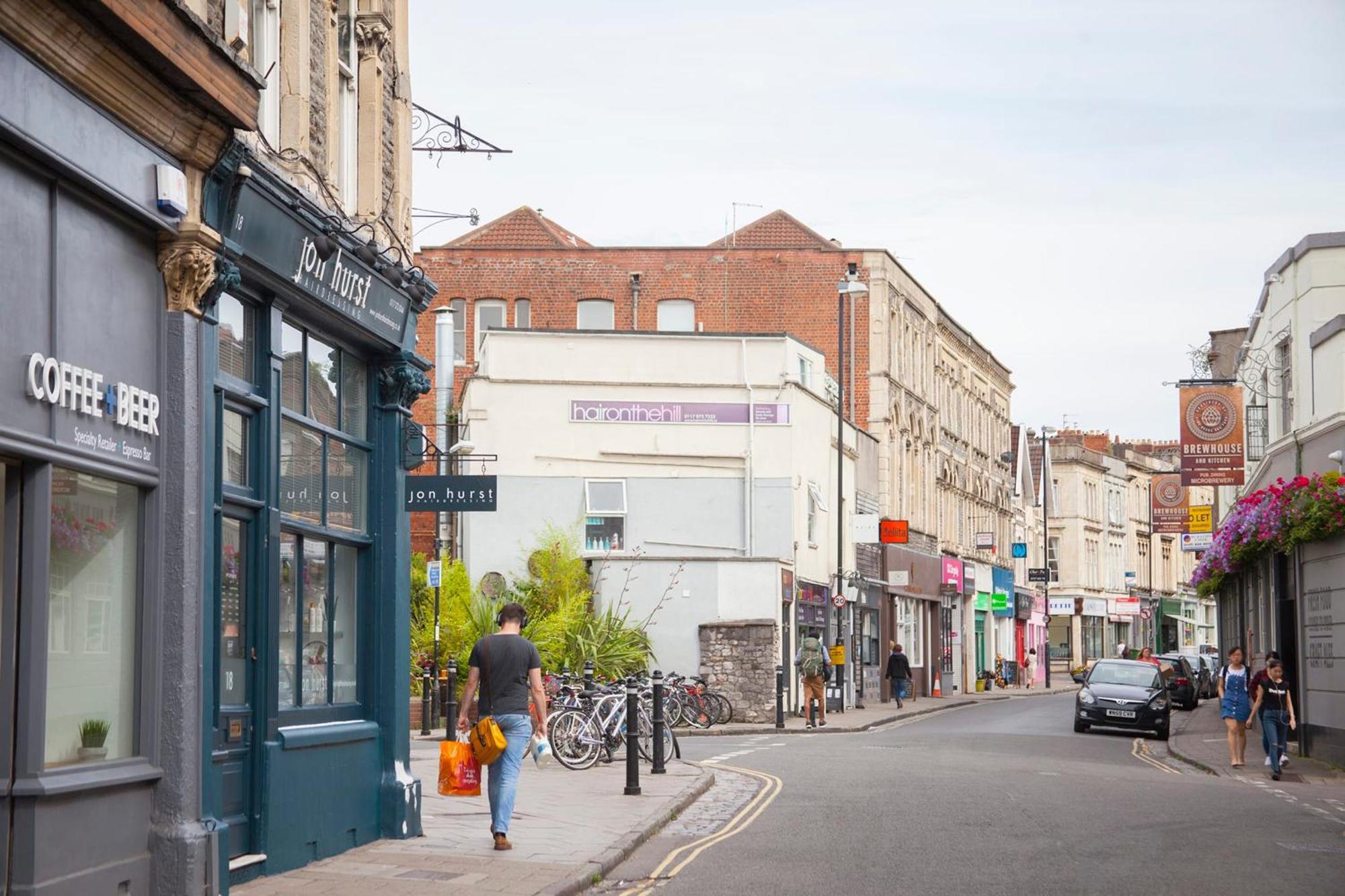 Higgihaus 7 Bed Sleeps Up To 18 Big Groups Location Bristol